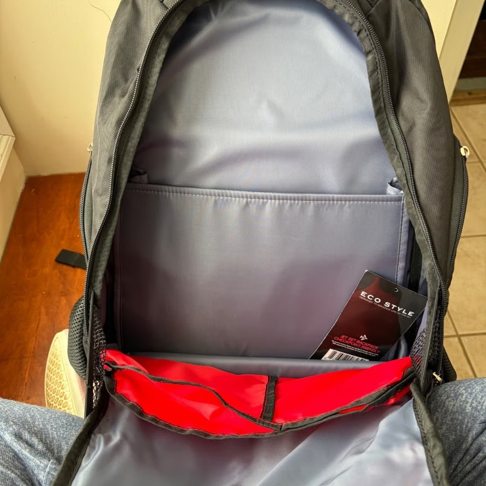 Eco Style Jet Set Backpack - Picture 3 of 6